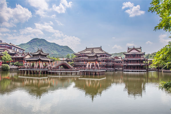 制造業(yè)管理分析：短劇基地狂飆，誰是下一個橫店？