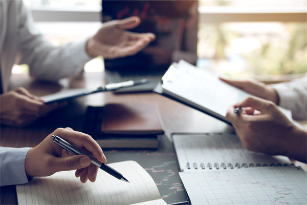追求短期績效狂歡，企業(yè)正在付出哪些隱性代價(jià)？